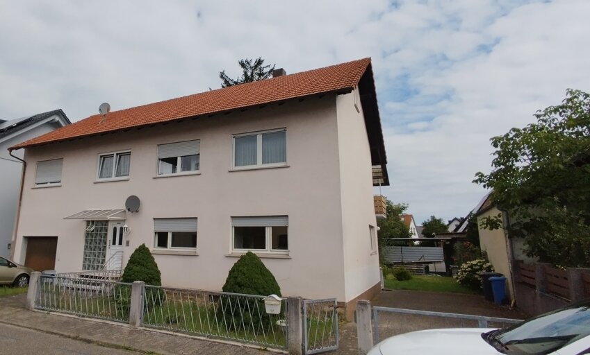 Mehrfamilienhaus zum Kauf 399.000 € 6 Zimmer 136 m²<br/>Wohnfläche 466 m²<br/>Grundstück Kronau 76709