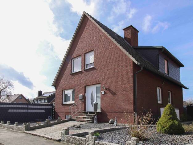 Mehrfamilienhaus zum Kauf als Kapitalanlage geeignet 279.000 € 6 Zimmer 134 m² 572,2 m² Grundstück Horstmar Horstmar 48612