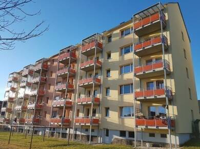 Wohnung zur Miete 440 € 3 Zimmer 60,6 m² 3. Geschoss frei ab sofort Hainstraße 14 / WE 37 Thum Thum 09419