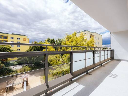 Wohnung zur Miete 524 € 2 Zimmer 57,2 m² EG Zielona-Gora-Straße 20 Sachsendorf Cottbus 03050