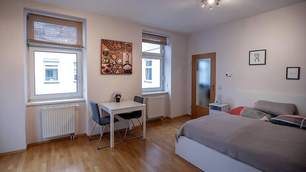 Studio zur Miete Wohnen auf Zeit 1.374 € 1 Zimmer 40 m² frei ab sofort Wien 1100