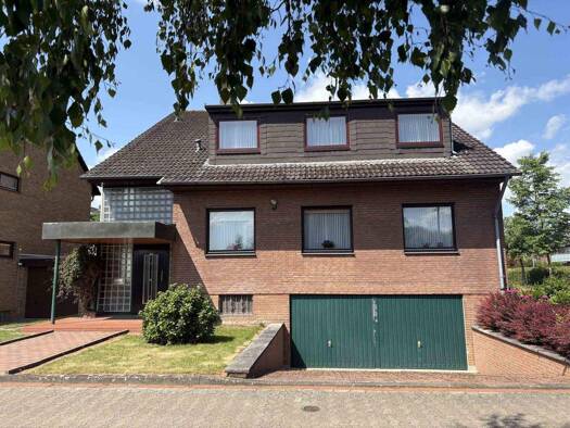 Mehrfamilienhaus zum Kauf 390.000 € 8 Zimmer 200 m² 591 m² Grundstück Lehrte 31275