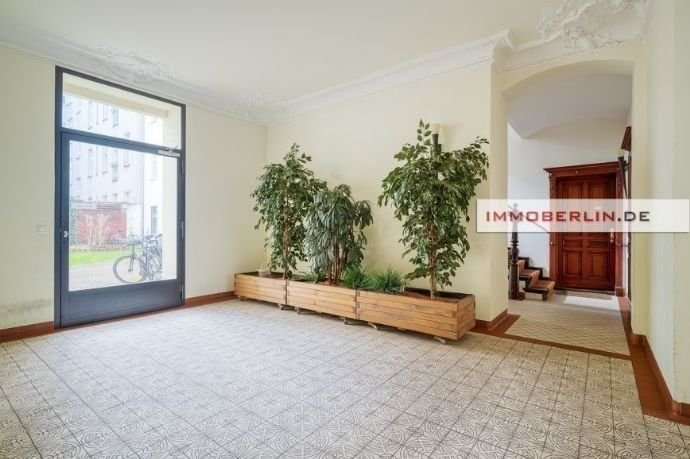 Laden zum Kauf 899.000 € 10 Zimmer 240 m²<br/>Verkaufsfläche Schöneberg Berlin 10827