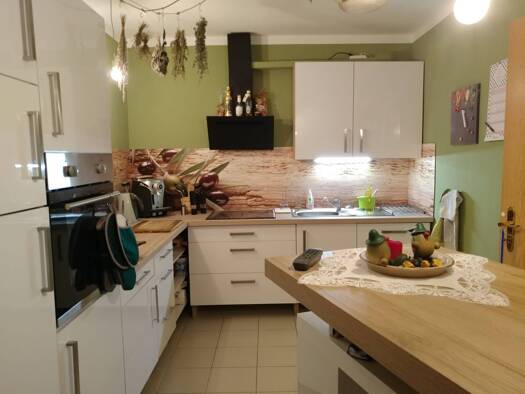 Wohnung zur Miete 470 € 2 Zimmer 68 m² Geschoss 3/3 frei ab 01.10.2026 Am Katzenteich Pfaffengrün Treuen 08233