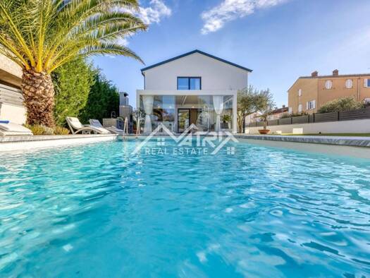Einfamilienhaus zum Kauf 2.450.000 € 7 Zimmer 290 m² Rovinj Rovinj 52210