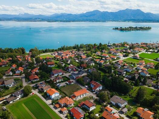 Grundstück zum Kauf 588.600 € 436 m² Grundstück Gstadt Gstadt am Chiemsee 83257