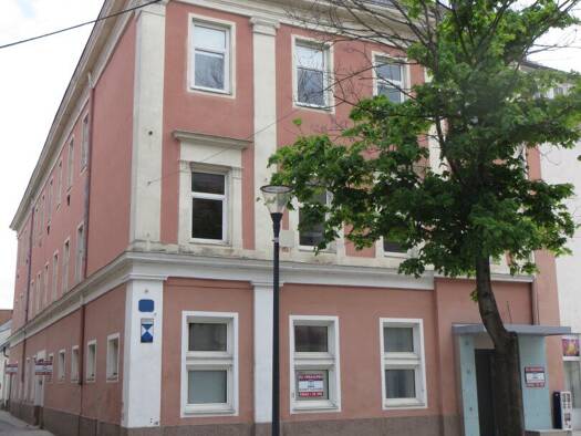 Haus zum Kauf 985.000 € Wiener Neustadt 2700