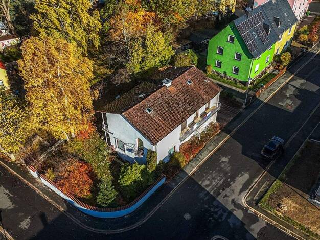 Einfamilienhaus zum Kauf 328.000 € 8 Zimmer 185 m² 447 m² Grundstück frei ab sofort Selb 95100