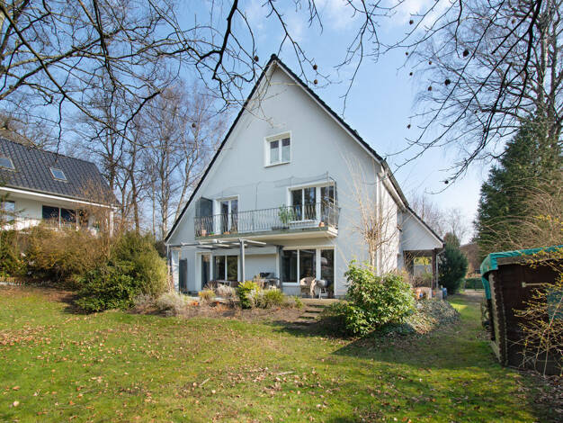 Mehrfamilienhaus zum Kauf als Kapitalanlage geeignet 1.350.000 € 351,8 m² 931 m² Grundstück Hamburg 22391