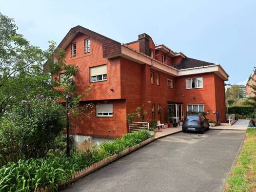 Reihenhaus zum Kauf 450.000 € 4 Zimmer 207 m² de Víctor Sáenz 10 Oviedo 33006