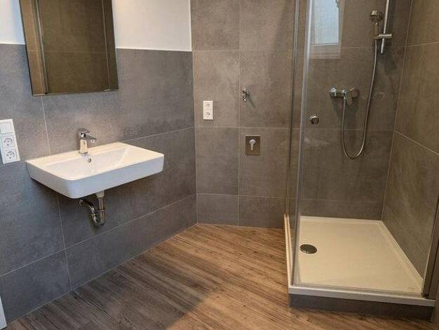 Wohnung zur Miete 990 € 4 Zimmer 120 m² 4. Geschoss Dellstr.1A Dellviertel Duisburg 47051