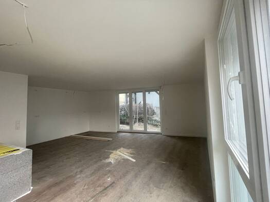 Wohnung zur Miete 950 € 2 Zimmer 65 m² Geschoss 2/3 frei ab 15.03.2026 Mundelsheim 74395