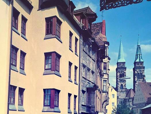 Wohnung zur Miete 1.290 € 3 Zimmer 92 m² 3. Geschoss frei ab 01.05.2026 Irrerstr. Sebald Nürnberg 90403