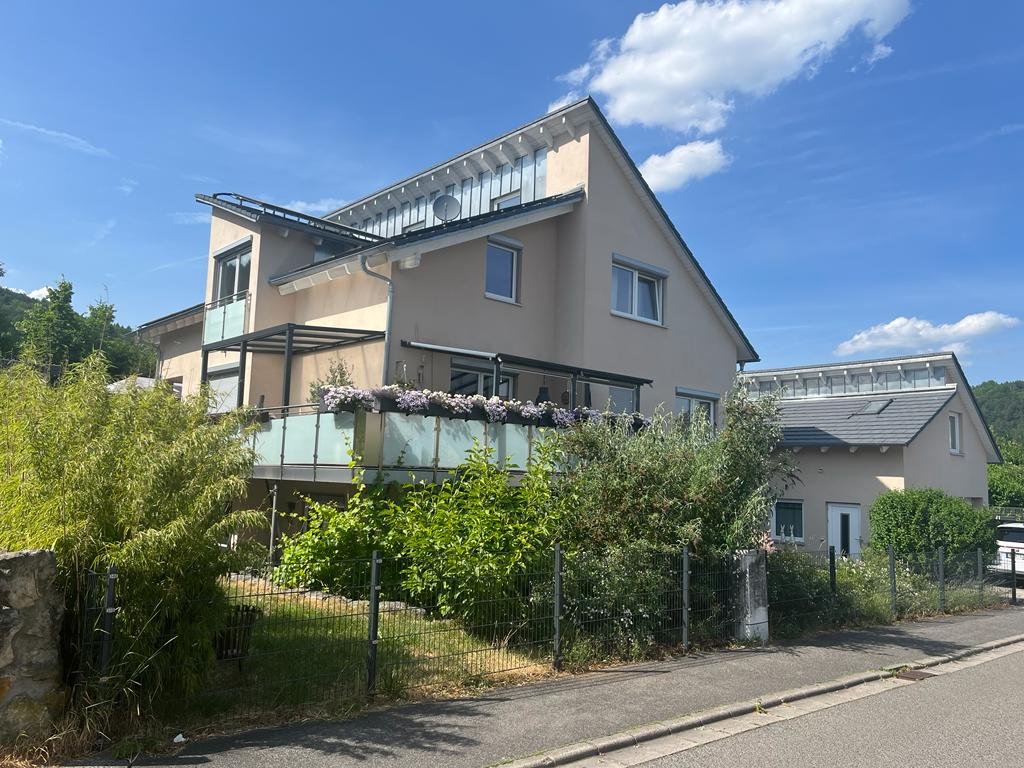 Einfamilienhaus zum Kauf provisionsfrei 1.099.000 € 8 Zimmer 300 m²<br/>Wohnfläche 763 m²<br/>Grundstück Schubertstraße 9 Ebermannstadt Ebermannstadt 91320