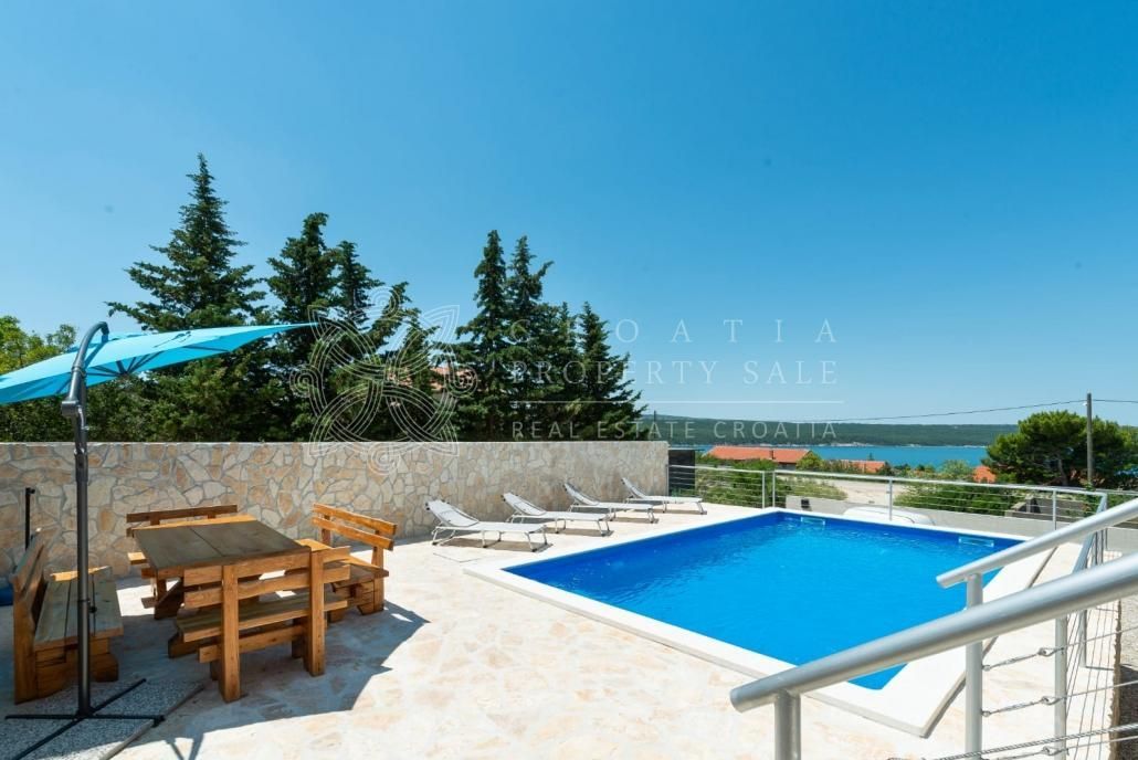 Haus zum Kauf 350.000 € 14 Zimmer 300 m²<br/>Wohnfläche Zadar