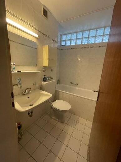 Property thumbnail 6