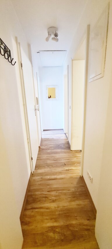 Wohnung zur Miete 750 € 2 Zimmer 55 m² 3. Geschoss frei ab sofort Langgasse 4 Zentrum Wiesbaden 65183