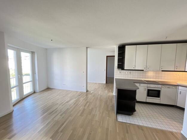 Wohnung zum Kauf 150.000 € 2,5 Zimmer 58 m² 2. Geschoss Laubegast Ortsamtsbereich Leuben 01279
