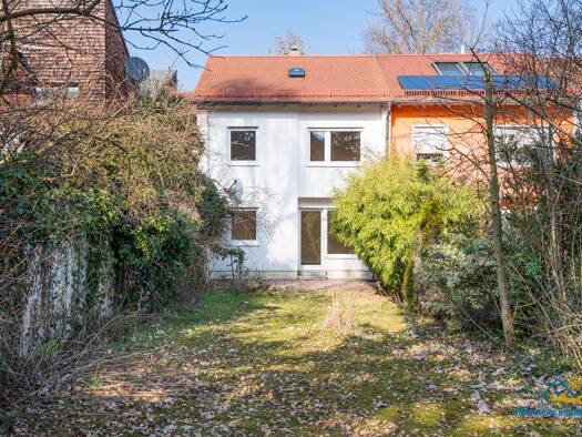Reihenmittelhaus zum Kauf 570.000 € 4 Zimmer 105 m² 366 m² Grundstück frei ab sofort Westenviertel Regensburg 93049