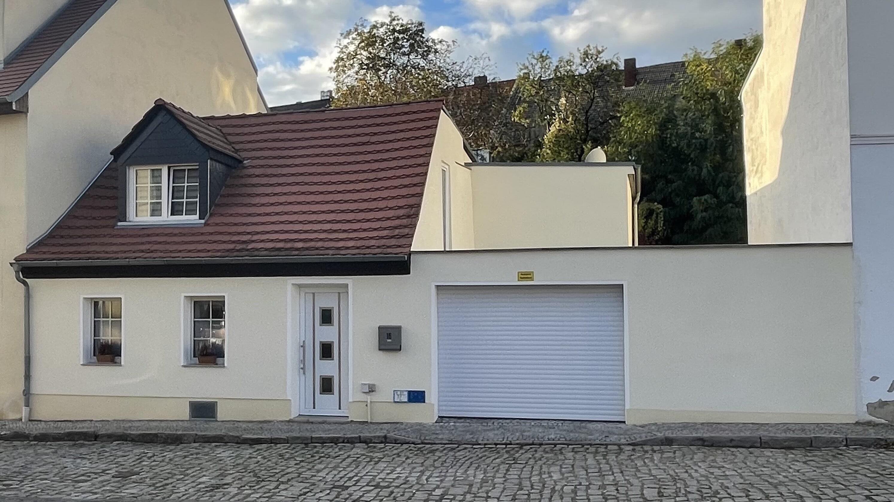 Einfamilienhaus zum Kauf 145.000 € 3 Zimmer 100 m²<br/>Wohnfläche 210 m²<br/>Grundstück Bernburg Bernburg 06406