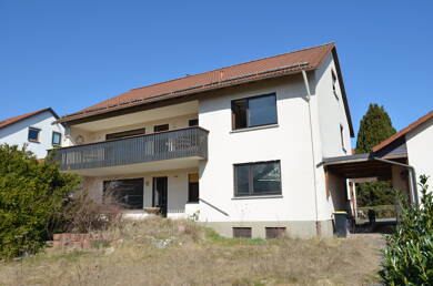 Mehrfamilienhaus zum Kauf 309.000 € 7 Zimmer 220 m² 775 m² Grundstück Neustadt Neustadt b.Coburg 96465