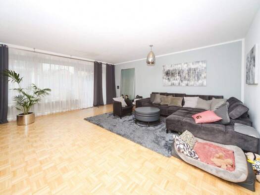 Reihenmittelhaus zum Kauf 399.000 € 6,5 Zimmer 133 m² 153 m² Grundstück Sölderholz Dortmund 44289