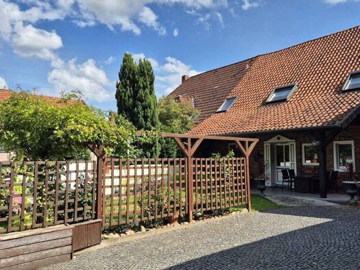 Einfamilienhaus zum Kauf 339.000 € 4 Zimmer 147,8 m² 220 m² Grundstück Uetze 31311