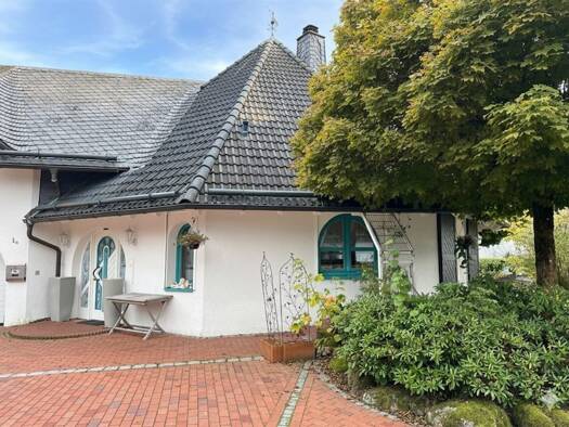 Einfamilienhaus zum Kauf 235.000 € 4 Zimmer 160 m² 460 m² Grundstück Niederroßbach Niederroßbach , Westerw 56479
