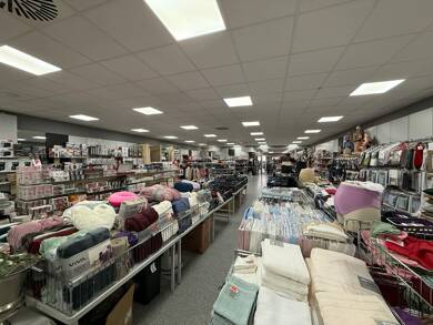 Laden zur Miete 1.400 € 200 m² Verkaufsfläche Rastatt 76437