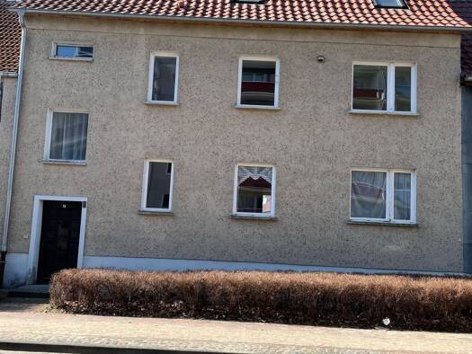 Mehrfamilienhaus zum Kauf provisionsfrei 75.000 € 9 Zimmer 230 m² 200 m² Grundstück Strasburg Strasburg (Uckermark) 17335