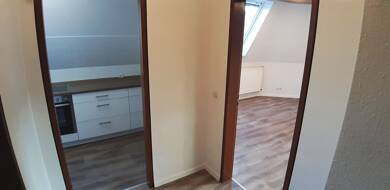 Wohnung zur Miete 640 € 1,5 Zimmer 43 m² Geschoss 4/4 frei ab 01.06.2025 Heusteigviertel Stuttgart 70180