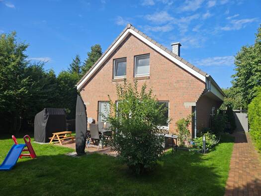 Einfamilienhaus zur Miete 1.500 € 4 Zimmer 102 m² 500 m² Grundstück frei ab 01.12.2026 Brombeerweg 48 Henstedt-Ulzburg 24558