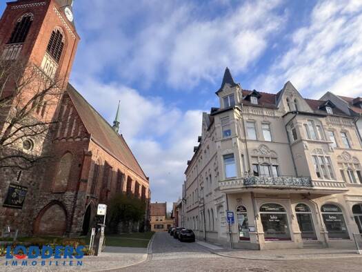 Wohnung zur Miete 500 € 2 Zimmer 76,3 m² 3. Geschoss frei ab sofort Stendal Stendal 39576