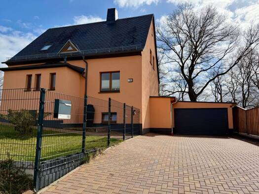 Einfamilienhaus zum Kauf 279.000 € 4 Zimmer 127 m² 700 m² Grundstück frei ab sofort Crossen Zwickau 08058