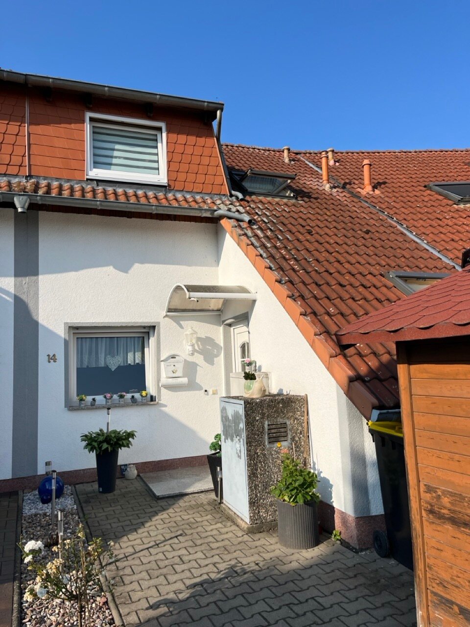 Reihenmittelhaus zum Kauf 138.000 € 4 Zimmer 98 m²<br/>Wohnfläche 190 m²<br/>Grundstück Stendal Stendal 39576