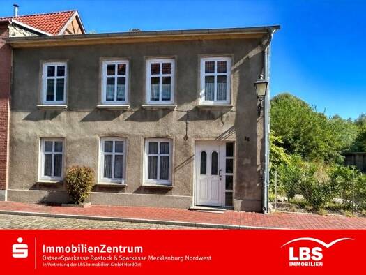 Stadthaus zum Kauf provisionsfrei 40.000 € 5 Zimmer 100 m² 932 m² Grundstück Krakow Krakow am See 18292