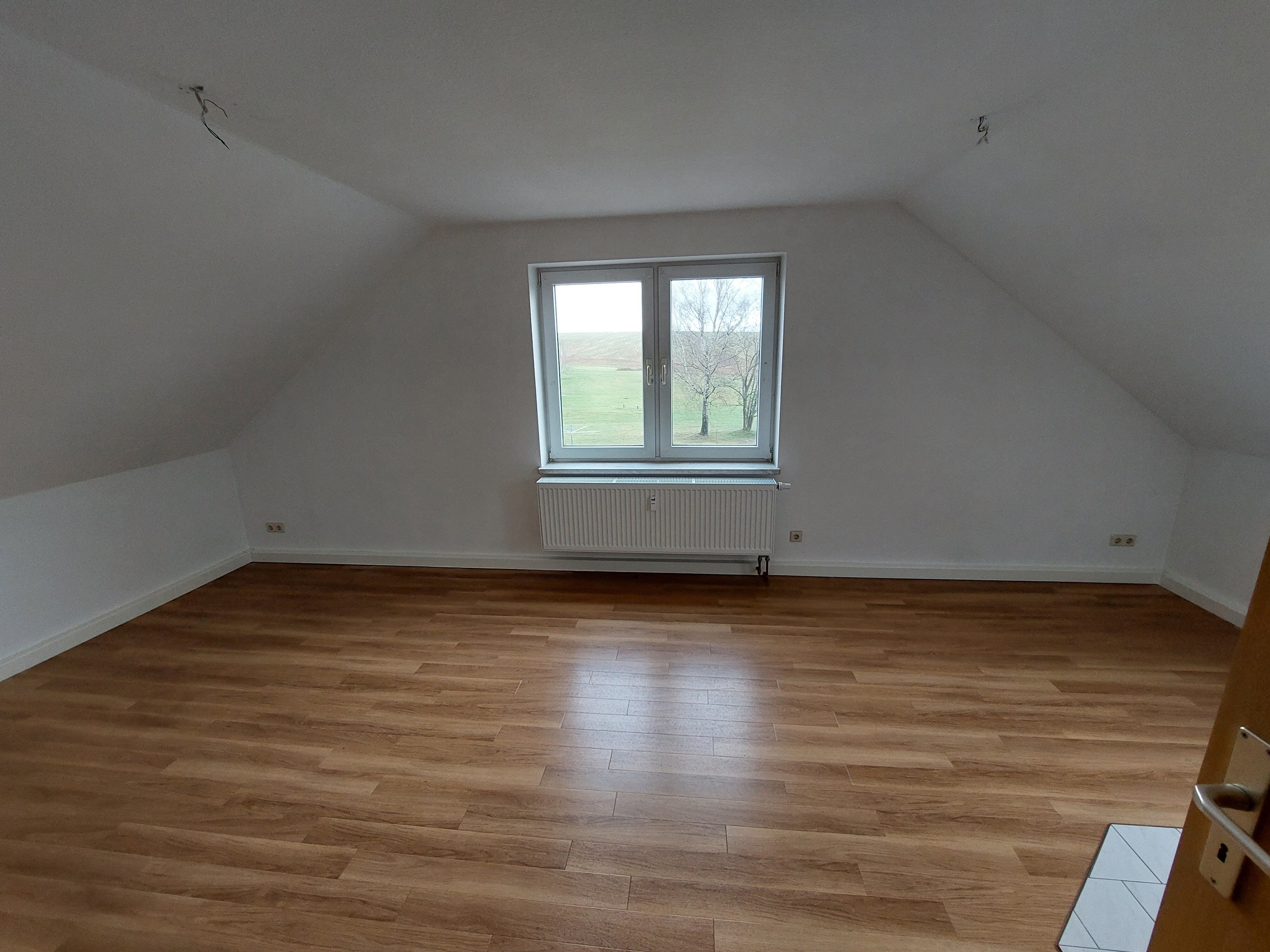 Wohnung zur Miete 230 € 2 Zimmer 35 m²<br/>Wohnfläche 2.<br/>Geschoss ab sofort<br/>Verfügbarkeit Gebersbach Waldheim 04736