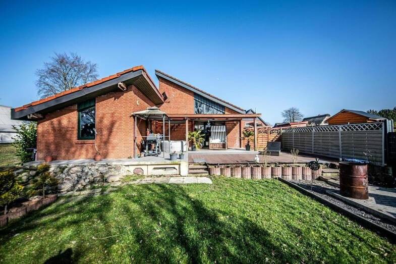 Einfamilienhaus zum Kauf provisionsfrei 315.000 € 5 Zimmer 149 m² 786 m² Grundstück Dornbusch Drochtersen 21706