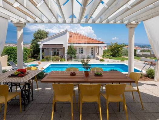 Einfamilienhaus zum Kauf - Erstbezug 1.400.000 € 5 Zimmer 357 m² Vodice 22211