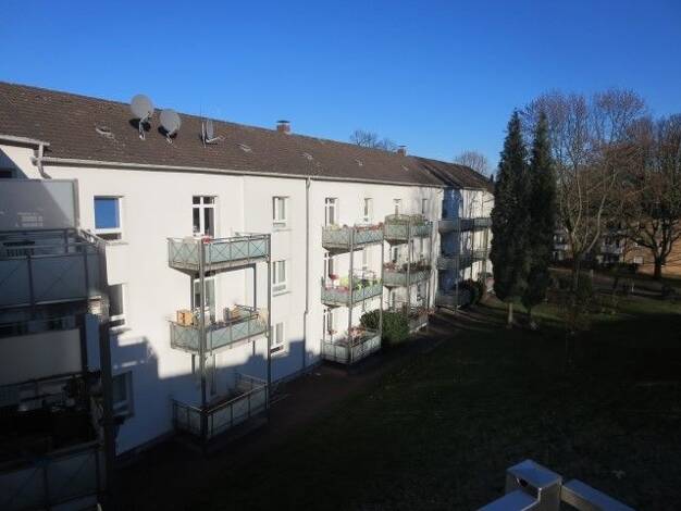 Wohnung zur Miete 493 € 2,5 Zimmer 62,4 m² 2. Geschoss frei ab 01.02.2026 Münchener Straße 163 Frohnhausen Essen 45145