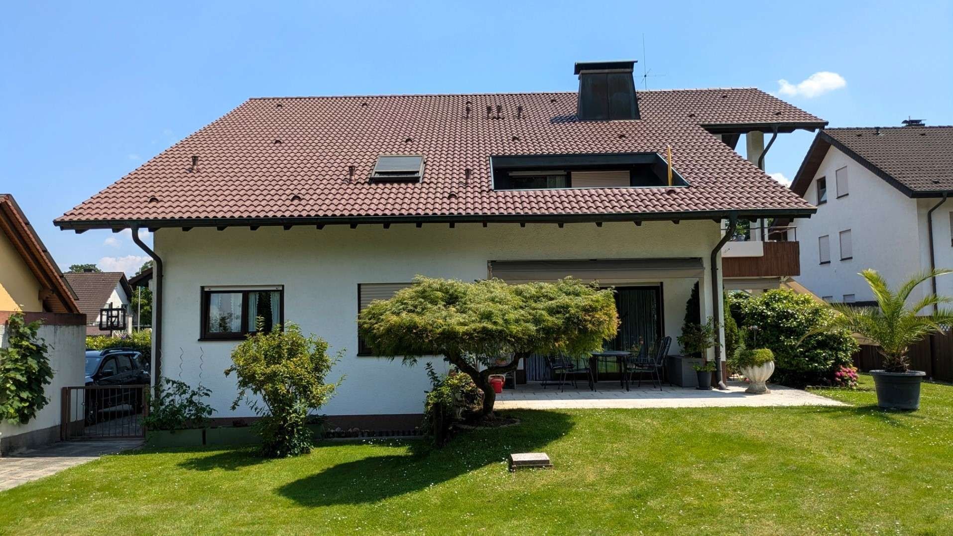 Mehrfamilienhaus zum Kauf 9 Zimmer 256 m²<br/>Wohnfläche 990 m²<br/>Grundstück Iffezheim 76473