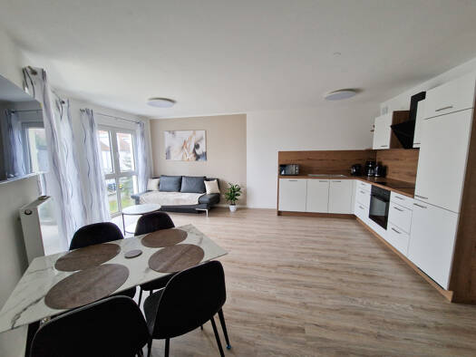 WG-Zimmer zur Miete 900 € 1 Zimmer 54 m² Geschoss 1/4 frei ab 01.06.2026 Oststraße 10 b Markranstädt 04420
