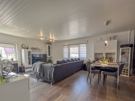 Wohnung zum Kauf 199.000 € 2,5 Zimmer 93 m² 2. Geschoss Wangen 73117