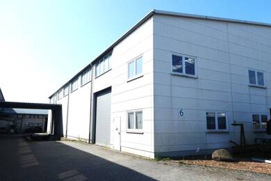 Halle/Industriefläche zur Miete 3.500 € 910 m² Lagerfläche teilbar von 450 m² bis 460 m² Niedernberg 63843