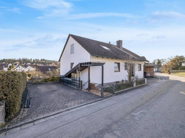 Einfamilienhaus zum Kauf 650.000 € 7 Zimmer 237 m² 596 m² Grundstück frei ab 01.05.2026 Nandlstadt 85405