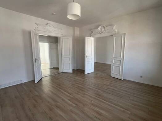 Wohnung zur Miete 1.350 € 6 Zimmer 163 m² 3. Geschoss frei ab 15.08.2026 Sternstraße 8 Altstadt Magdeburg 39104