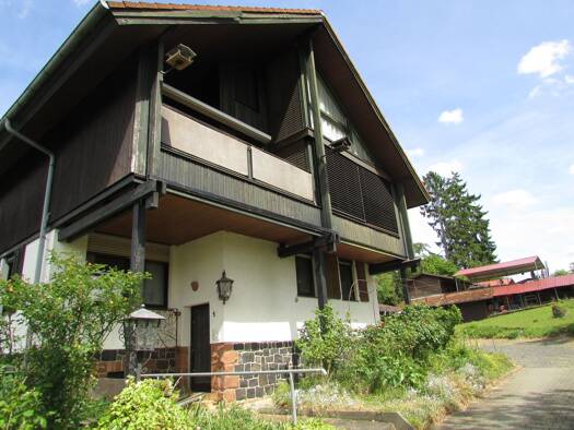 Immobilie zum Kauf 750.000 € 7 Zimmer 240 m² 8.540 m² Grundstück frei ab sofort Aulendiebach Büdingen 63654