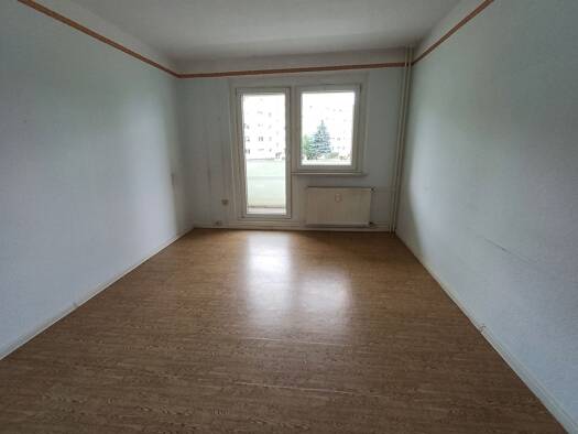 Wohnung zur Miete 341 € 2 Zimmer 49 m² EG frei ab sofort Lessingstraße 10 Bad Lausick 04651