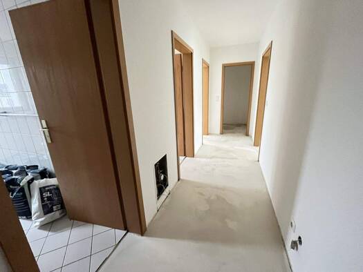 Wohnung zur Miete 296 € 2 Zimmer 59,2 m² 3. Geschoss Straße der Nationen 98 Zentrum Chemnitz 09111
