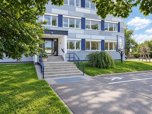 Bürofläche zur Miete 1.250 € 6 Zimmer 131,8 m² Bürofläche Saydaer Straße 21 Bernsdorf Bernsdorf 09125